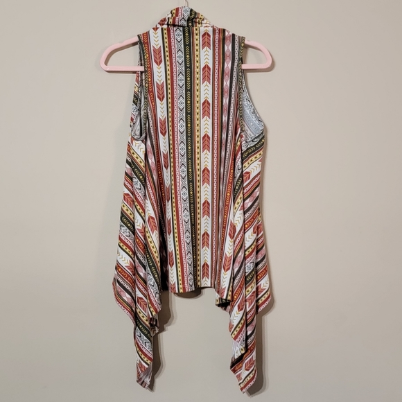 Wrangler Aztec Print Western Sleeveless Waterfall Cardigan, Size Medium - Picture 4 of 4